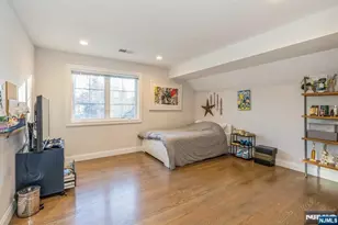 5 Benjamin Rd, Tenafly, NJ 07670 - Photo 11