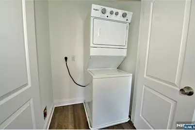 116 Maple Avenue 3 #3, Montclair, NJ 07042 - Photo 9