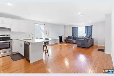 266 2nd Avenue, Newark, NJ 07107 - Photo 7