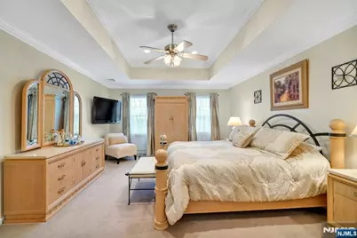 35 Malcolm Place, Mahwah, NJ 07430 - Photo 19