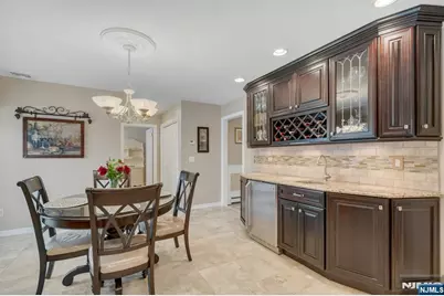 35 Malcolm Place, Mahwah, NJ 07430 - Photo 11