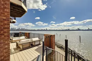 25 Moorings Ln, Edgewater, NJ 07020 - Photo 35