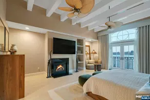 25 Moorings Ln, Edgewater, NJ 07020 - Photo 21