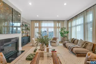 25 Moorings Ln, Edgewater, NJ 07020 - Photo 5
