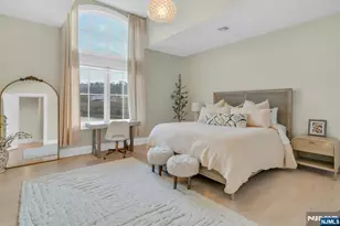 25 Moorings Ln, Edgewater, NJ 07020 - Photo 27