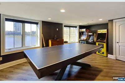 25 Moorings Lane, Edgewater, NJ 07020 - Photo 21