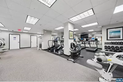 326 Prospect Avenue 10H #10H, Hackensack, NJ 07601 - Photo 23