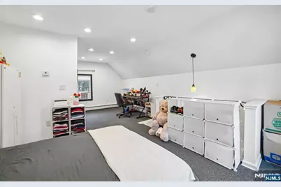 35 Hickory Street, Bloomfield, NJ 07003 - Photo 25