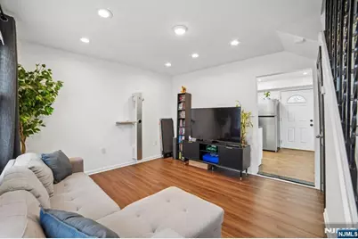 35 Hickory Street, Bloomfield, NJ 07003 - Photo 19