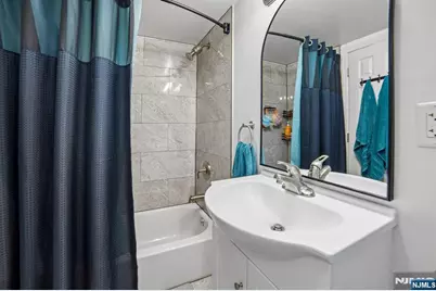 35 Hickory Street, Bloomfield, NJ 07003 - Photo 23