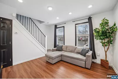 35 Hickory Street, Bloomfield, NJ 07003 - Photo 21