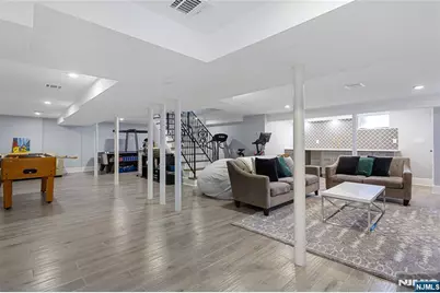 537 Spring Valley Road, Paramus, NJ 07652 - Photo 25