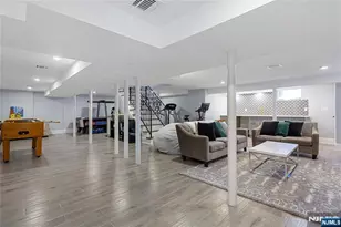 537 Spring Valley Rd, Paramus, NJ 07652 - Photo 25