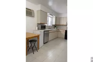 2446 3rd St, Fort Lee, NJ 07024 - Photo 7