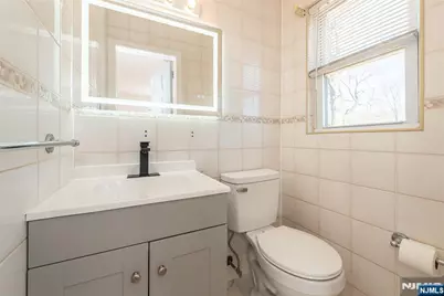 149 Village Circle West, Paramus, NJ 07652 - Photo 17