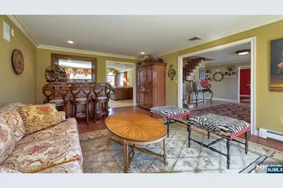 6 Brentwood Court, Wayne, NJ 07470 - Photo 9