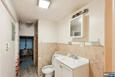 108 E Main Street, Paterson, NJ 07522 - Photo 47