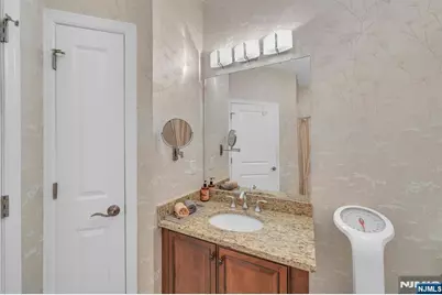 1107 Wickham Terrace 374 #374, Clifton, NJ 07013 - Photo 27