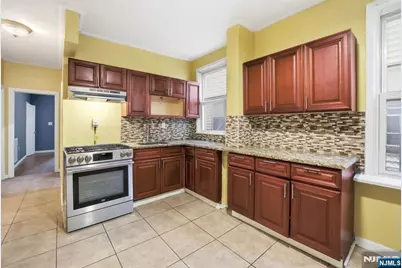 375 6th Avenue 1 #1, Newark, NJ 07107 - Photo 3