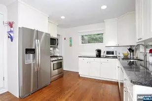 11 Evans Rd, Cresskill, NJ 07626 - Photo 9