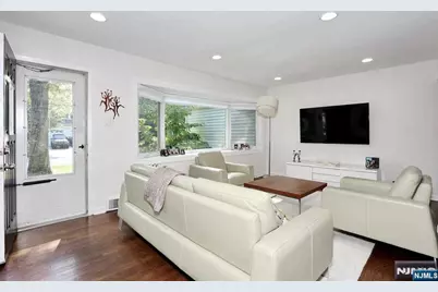 11 Evans Road, Cresskill, NJ 07626 - Photo 5