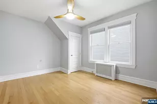 16 Munn Street 1, Montclair, NJ 07042 - Photo 9