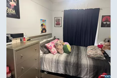 16 Roosevelt Avenue, Dumont, NJ 07628 - Photo 7