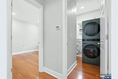 16 Munn Street 2 #2, Montclair, NJ 07042 - Photo 9