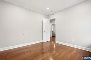 16 Munn Street 2, Montclair, NJ 07042 - Photo 11
