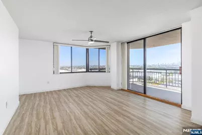 1705 Harmon Cove Tower, Secaucus, NJ 07094 - Photo 15