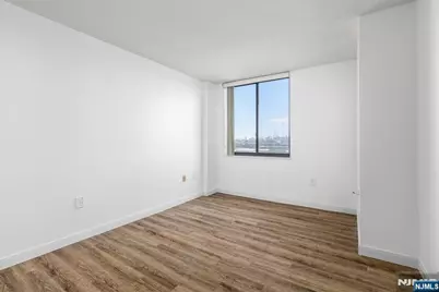 1705 Harmon Cove Tower, Secaucus, NJ 07094 - Photo 25