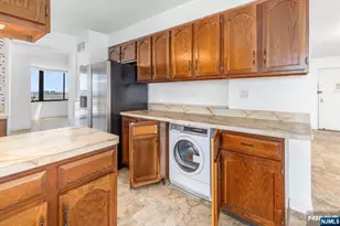 1705 Harmon Cove Tower, Secaucus, NJ 07094 - Photo 13