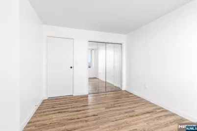 1705 Harmon Cove Tower, Secaucus, NJ 07094 - Photo 31