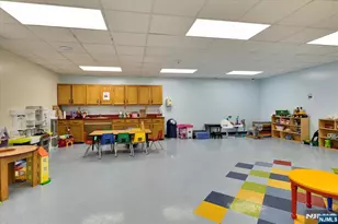 1705 Harmon Cove Tower, Secaucus, NJ 07094 - Photo 35