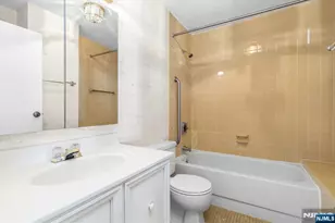 1705 Harmon Cove Tower, Secaucus, NJ 07094 - Photo 23