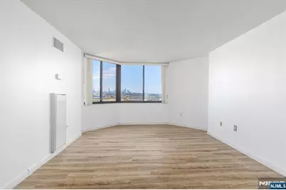 1705 Harmon Cove Tower, Secaucus, NJ 07094 - Photo 19