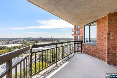 1705 Harmon Cove Tower, Secaucus, NJ 07094 - Photo 3