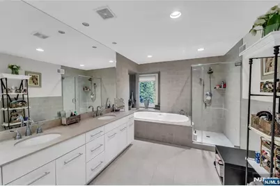 305 Westwind Court, Norwood, NJ 07648 - Photo 17