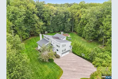 305 Westwind Court, Norwood, NJ 07648 - Photo 1