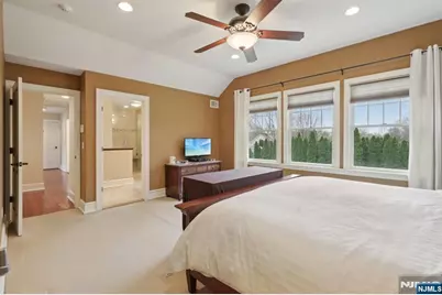 577 Ridgewood Road, Washington Township, NJ 07676 - Photo 25