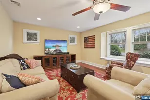 577 Ridgewood Rd, Washington Township, NJ 07676 - Photo 5