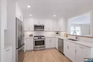 35 Beechwood Dr, Wayne, NJ 07470 - Photo 25