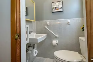 96 E Lions Head, Wayne, NJ 07470 - Photo 13