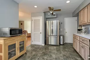 96 E Lions Head, Wayne, NJ 07470 - Photo 9