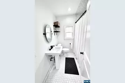 139 Sylvan Avenue, Clifton, NJ 07011 - Photo 11