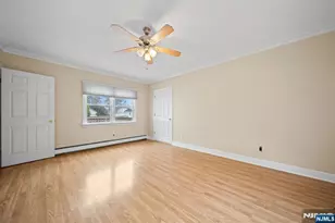 26 Wostbrock Ln, Midland Park, NJ 07432 - Photo 11