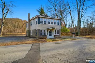 75 Lakeview Terrace, Oakland, NJ 07436 - Photo 3