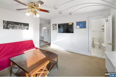 418 Taylor Avenue, Hackensack, NJ 07601 - Photo 17