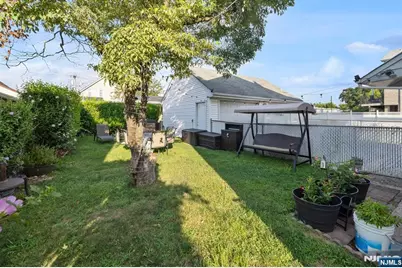 418 Taylor Avenue, Hackensack, NJ 07601 - Photo 27