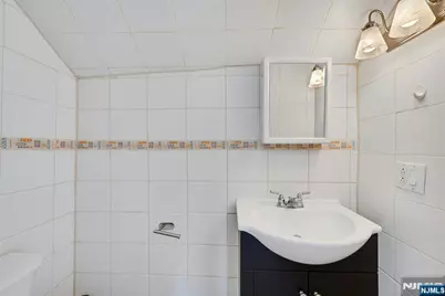 30 Columbia Terrace 2 #2, Edgewater, NJ 07020 - Photo 17